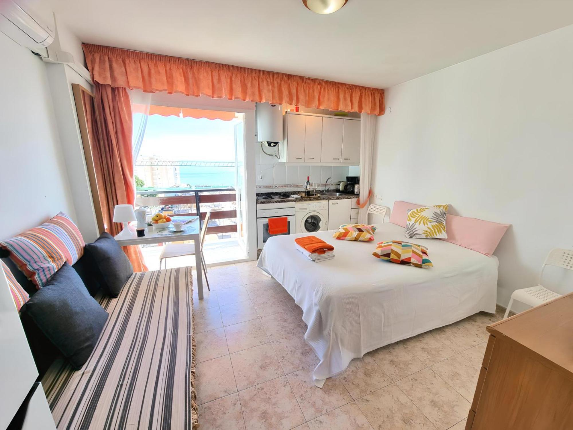 Estudio Las Naciones Bellavista Benalmadena Ngoại thất bức ảnh