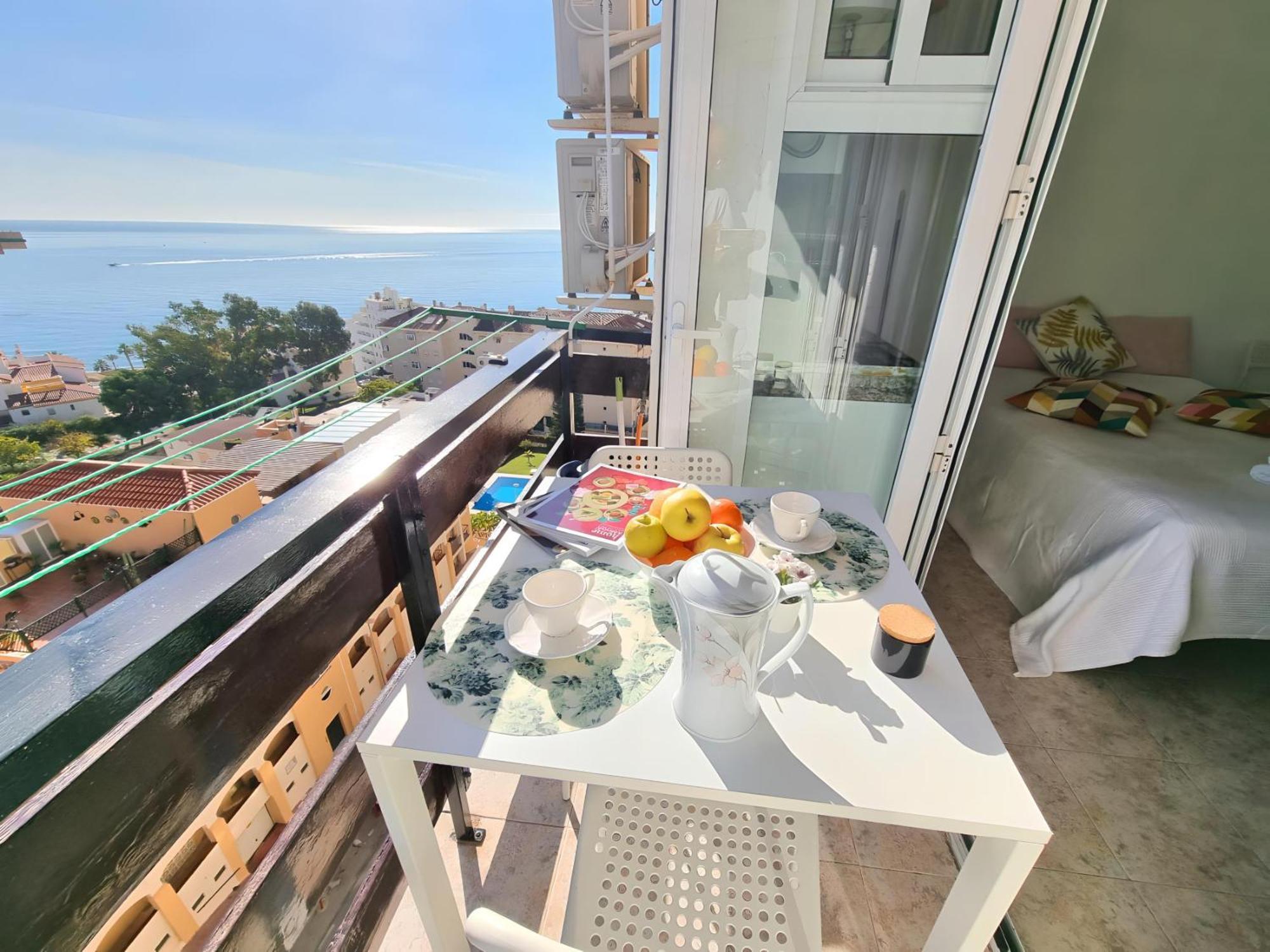 Estudio Las Naciones Bellavista Benalmadena Ngoại thất bức ảnh