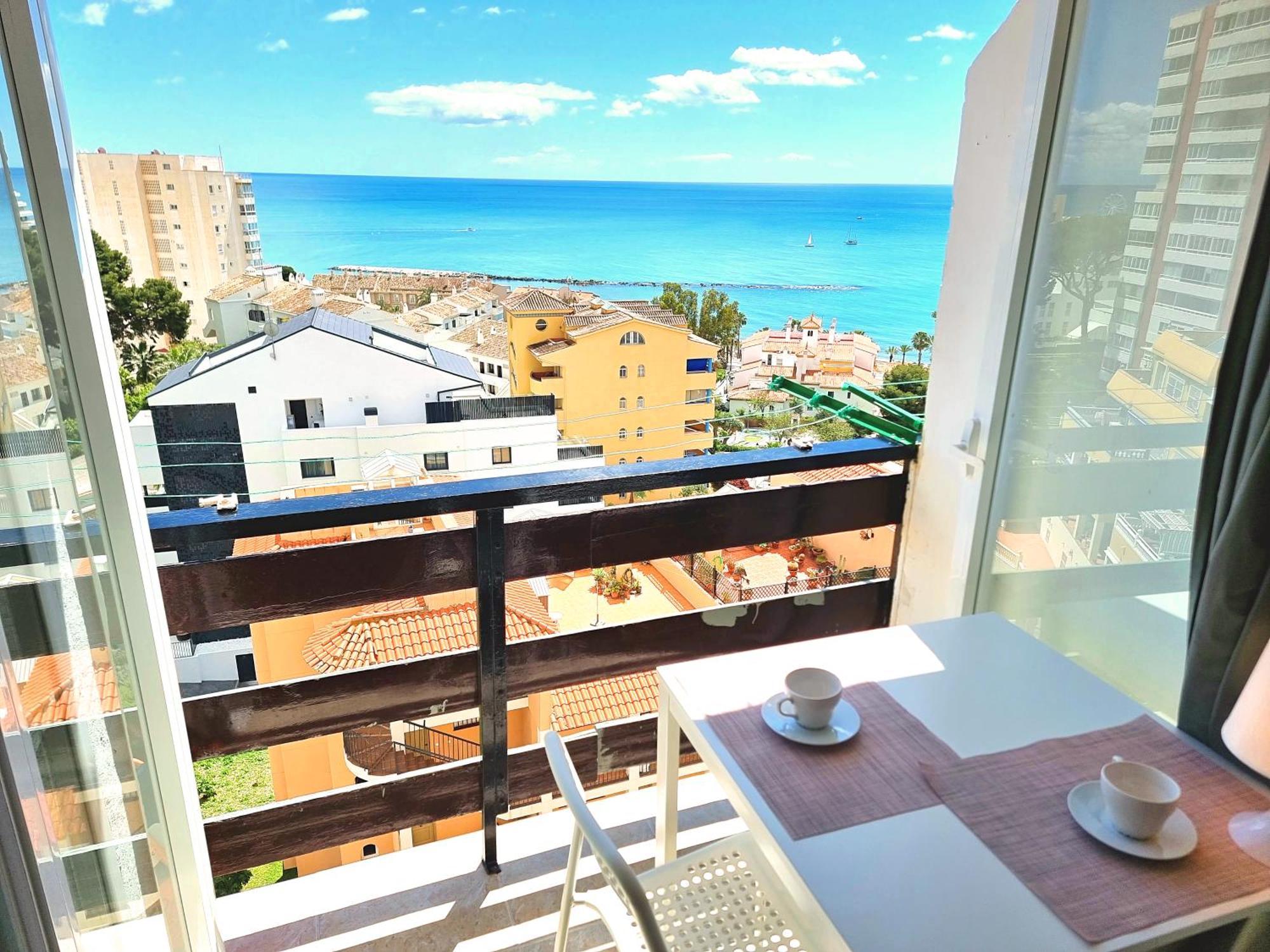 Estudio Las Naciones Bellavista Benalmadena Ngoại thất bức ảnh